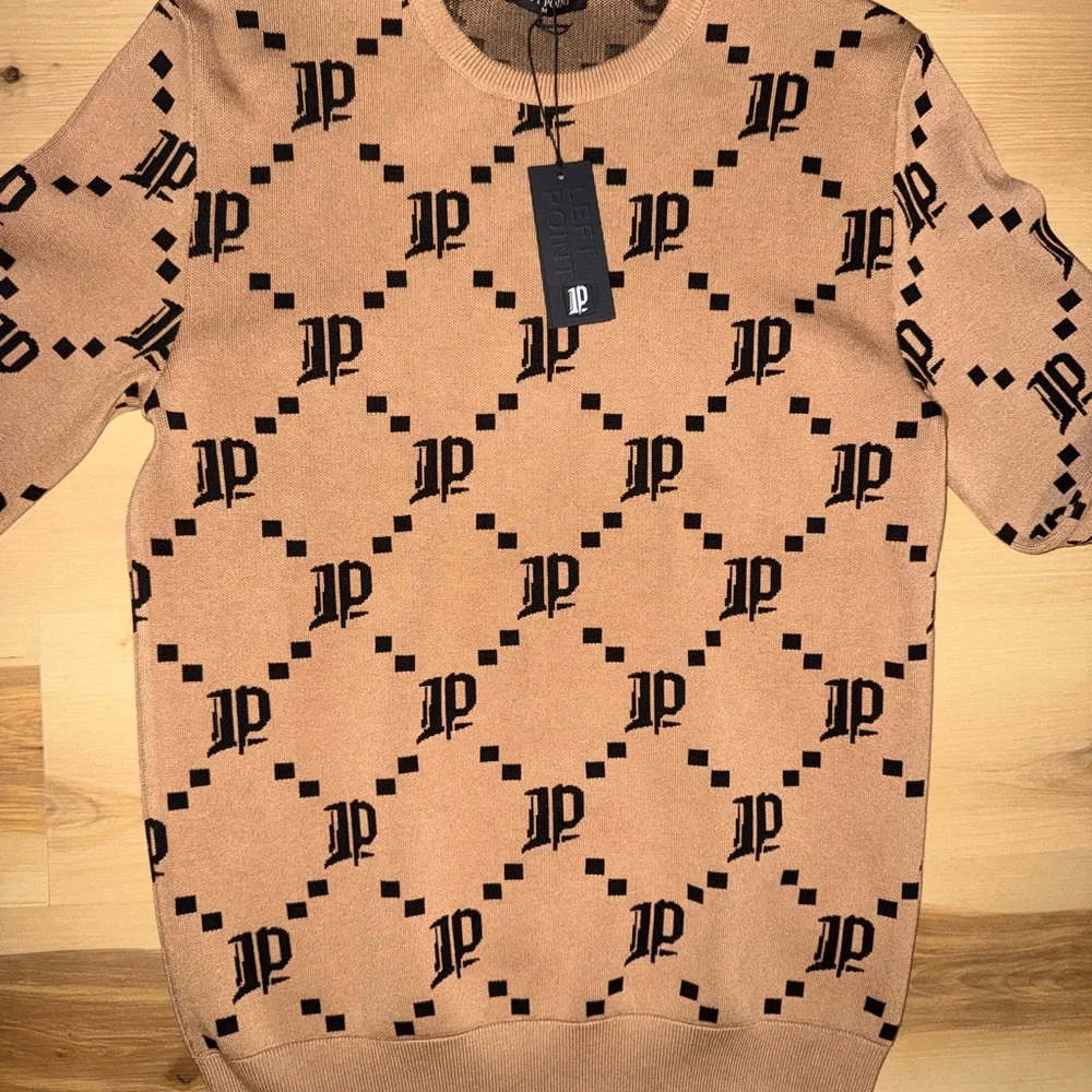 Left Point Sweater“LP Design” - Picture 2 of 2